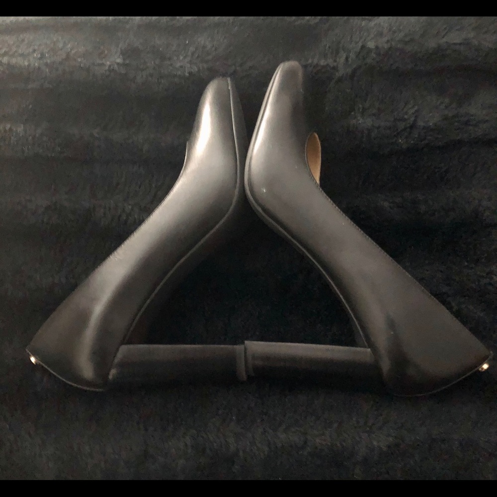 Michael Kors Susan Flex Pumps